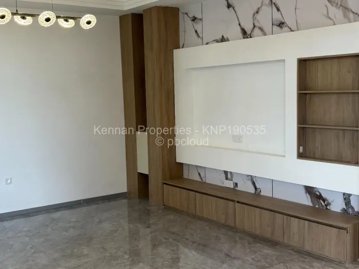 Townhouse/Cluster for Sale in Highlands, Harare