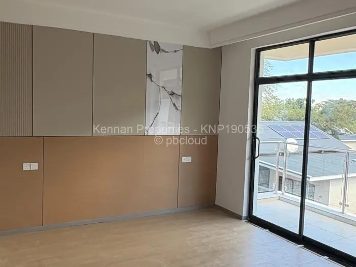 Townhouse/Cluster for Sale in Highlands, Harare