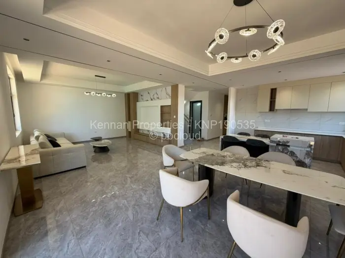 Townhouse/Cluster for Sale in Highlands, Harare