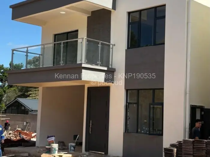Townhouse/Cluster for Sale in Highlands, Harare