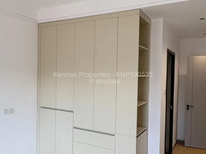 Townhouse/Cluster for Sale in Highlands, Harare