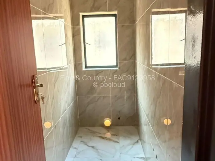 Townhouse/Complex/Cluster for Sale in Greendale, Harare