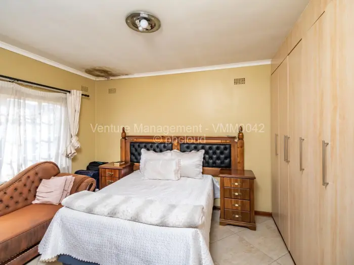 Townhouse/Complex/Cluster to Rent in Prospect, Harare