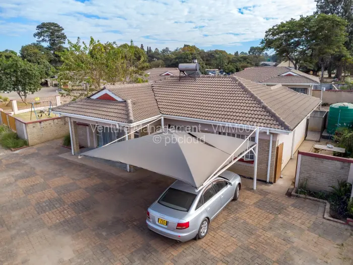 Townhouse/Complex/Cluster to Rent in Prospect, Harare