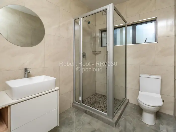 3 Bedroom Cottage/Garden Flat to Rent in Marlborough