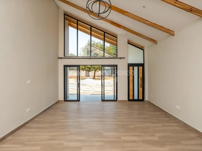 3 Bedroom Cottage/Garden Flat to Rent in Marlborough