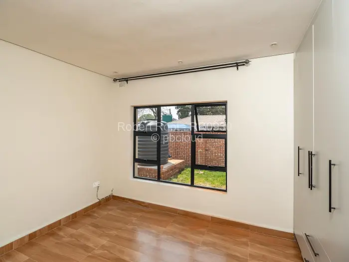 3 Bedroom Cottage/Garden Flat to Rent in Marlborough