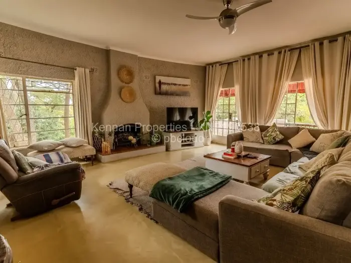 5 Bedroom House for Sale in Helensvale, Harare