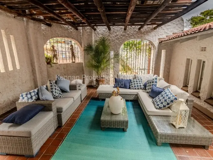 5 Bedroom House for Sale in Helensvale, Harare