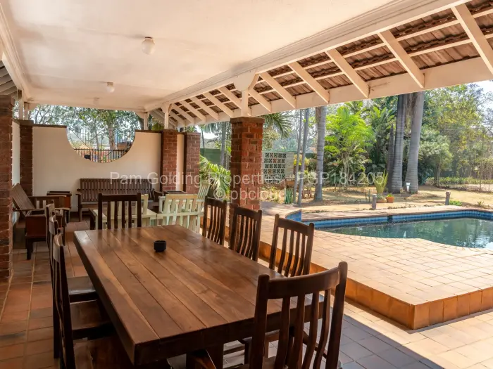 6 Bedroom House for Sale in Borrowdale, Harare