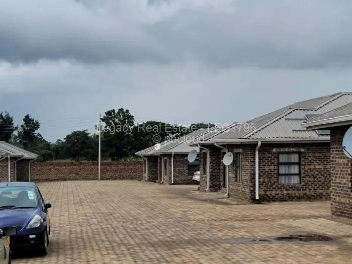 Townhouse/Cluster for Sale in Meyrick Park, Harare