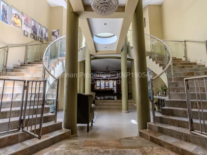7 Bedroom House for Sale in Helensvale, Harare