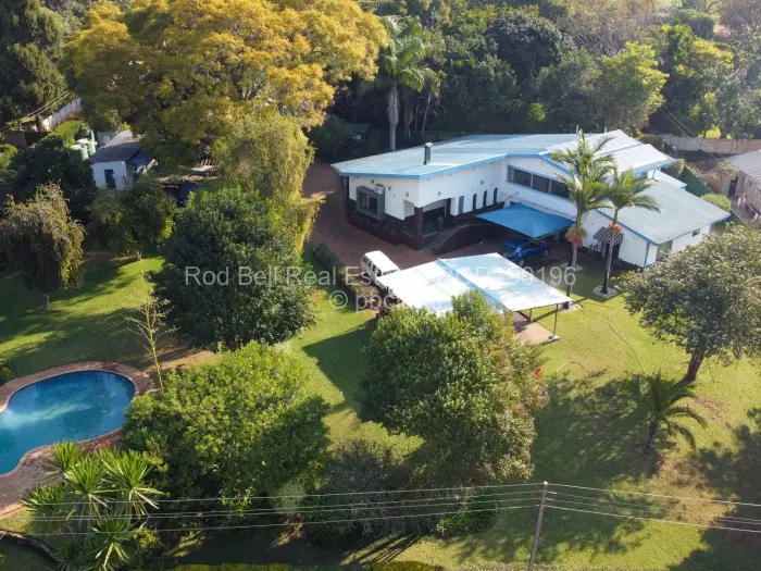 6 Bedroom House for Sale in Chisipite, Harare
