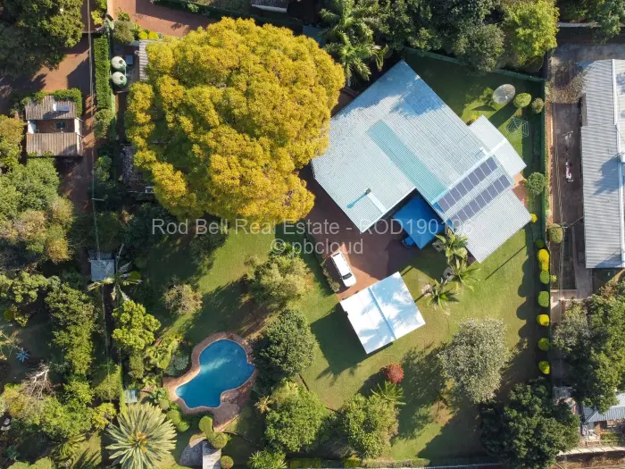 6 Bedroom House for Sale in Chisipite, Harare