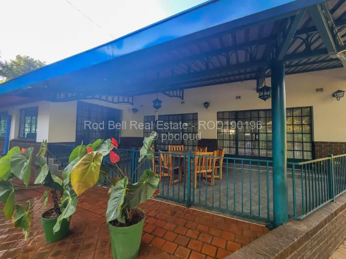 6 Bedroom House for Sale in Chisipite, Harare