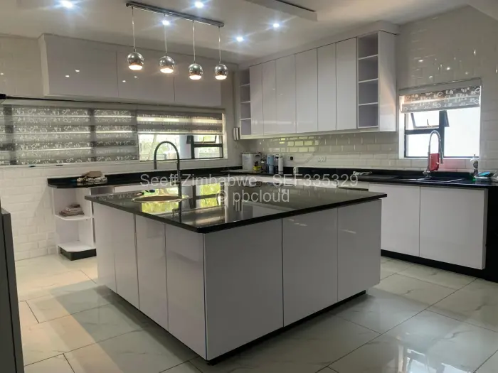 4 Bedroom House for Sale in Glen Lorne, Harare