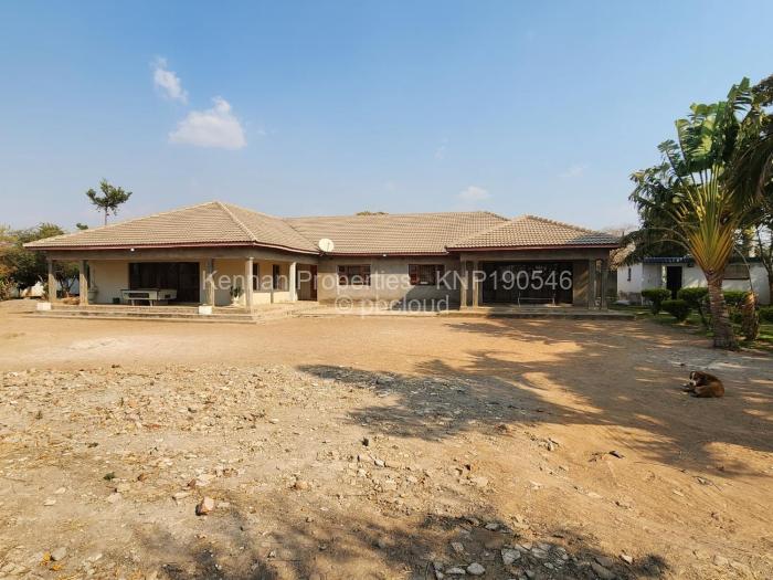 5 Bedroom House for Sale in Norton, Norton