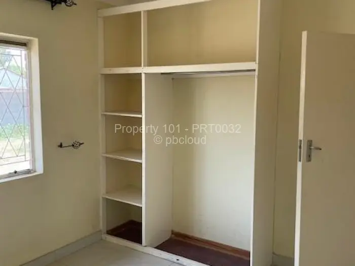 Townhouse/Cluster to Rent in Msasa Park