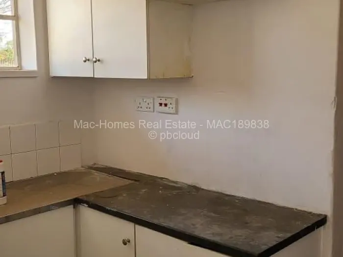 Commercial Property to Rent in Eastlea, Harare