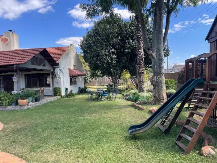 3 Bedroom House for Sale in Emerald Hill, Harare