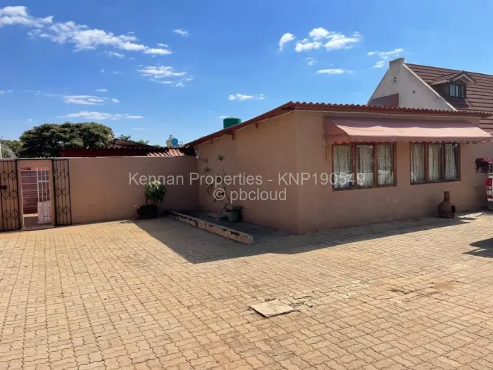3 Bedroom House for Sale in Emerald Hill, Harare