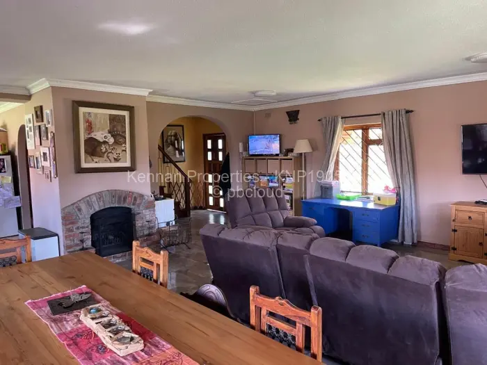 3 Bedroom House for Sale in Emerald Hill, Harare