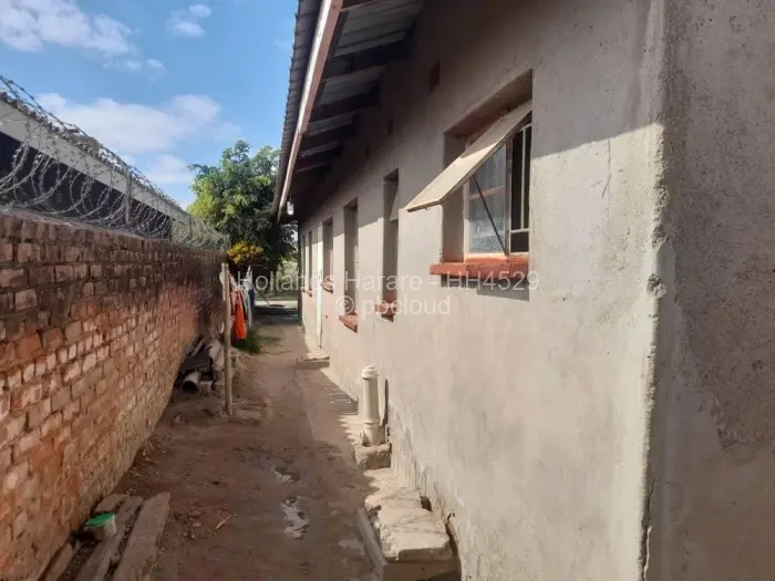 5 Bedroom House for Sale in Norton, Norton