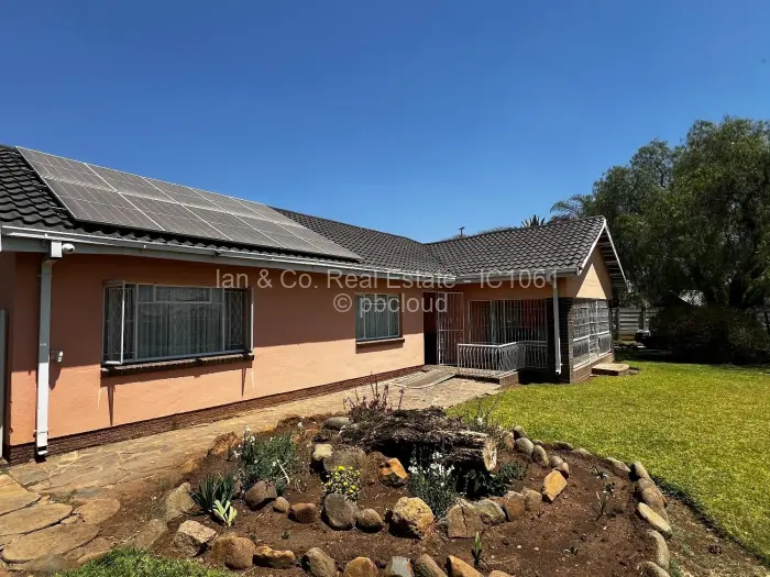 3 Bedroom House for Sale in Ilanda, Bulawayo