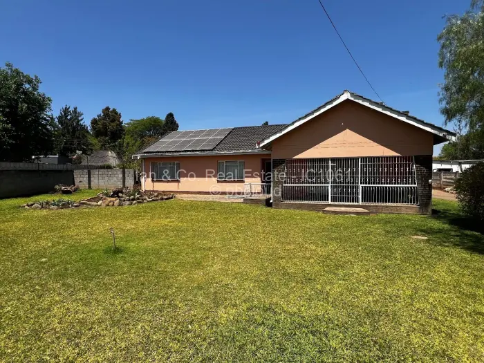 3 Bedroom House for Sale in Ilanda, Bulawayo