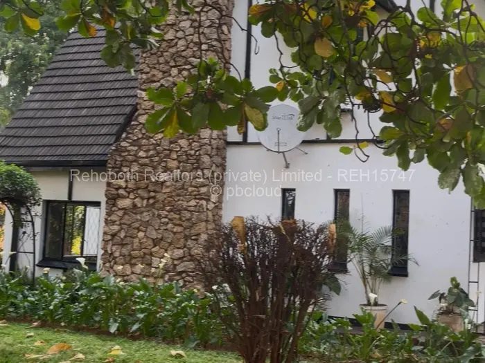 4 Bedroom House to Rent in Upper Hillside