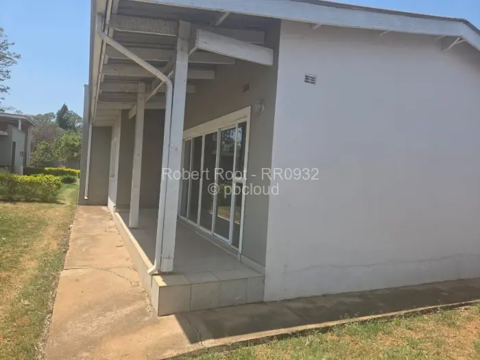 Flat/Apartment to Rent in Mabelreign, Harare