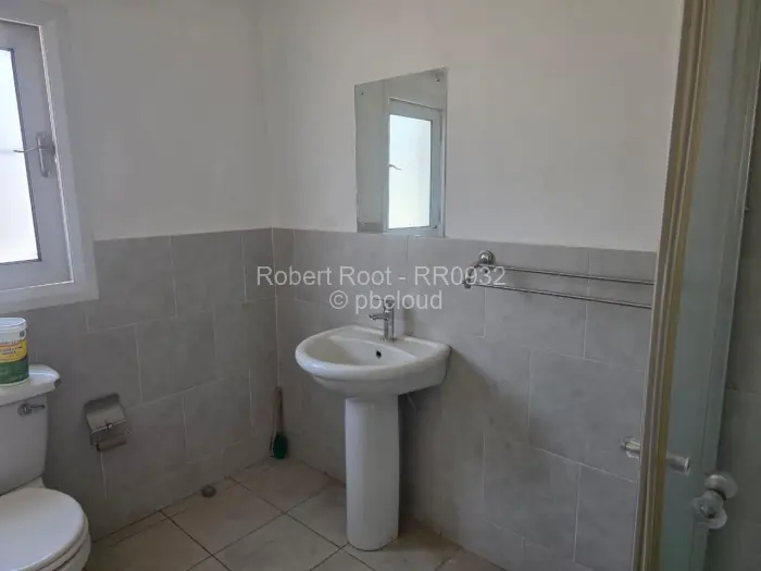 Flat/Apartment to Rent in Mabelreign, Harare