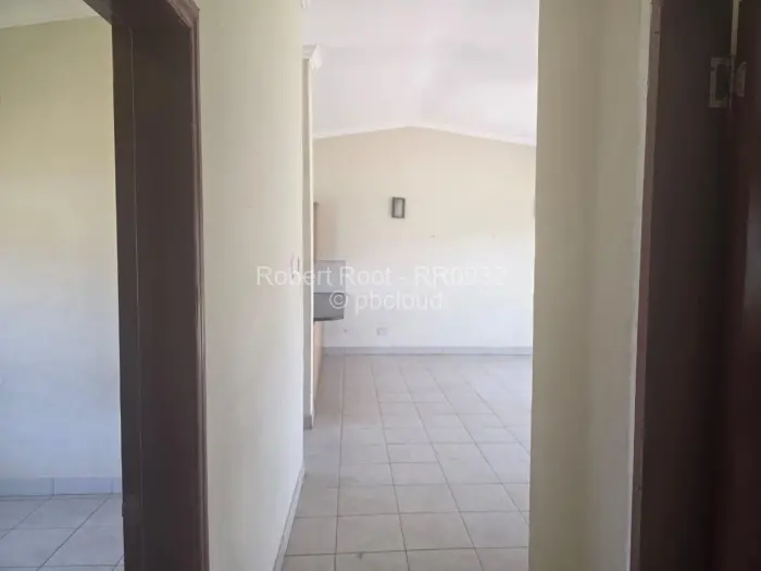 Flat/Apartment to Rent in Mabelreign, Harare