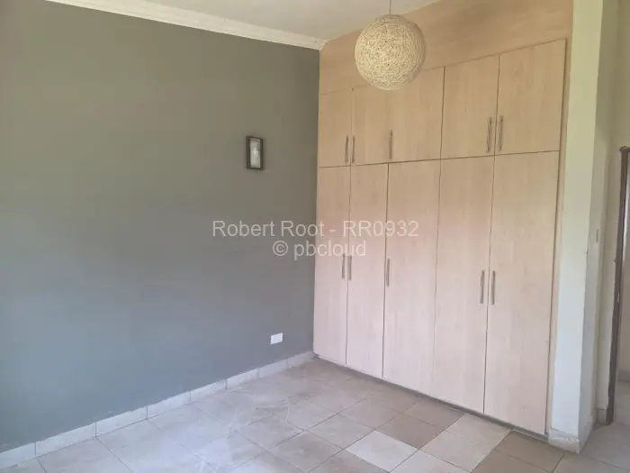 Flat/Apartment to Rent in Mabelreign, Harare
