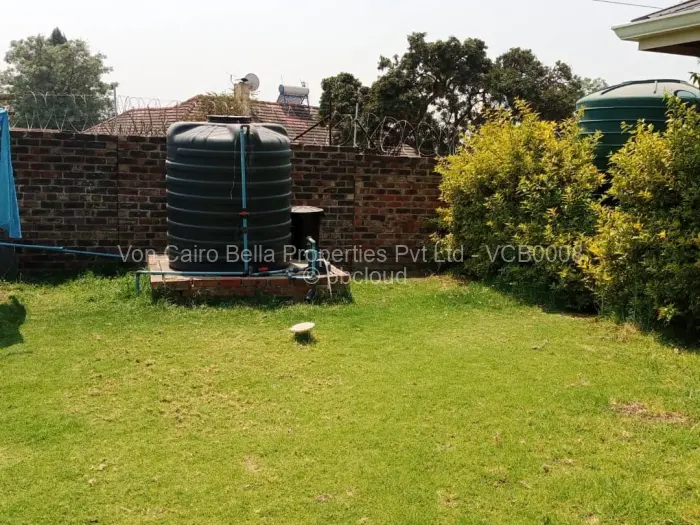Townhouse/Complex/Cluster for Sale in Marlborough, Harare