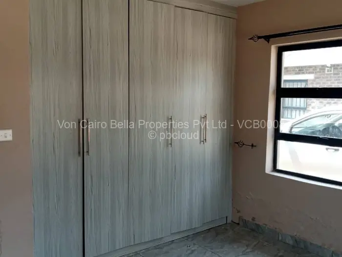 Townhouse/Complex/Cluster for Sale in Marlborough, Harare
