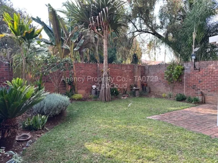 Townhouse/Complex/Cluster to Rent in Highlands