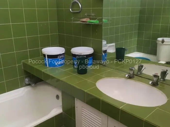 Townhouse/Cluster for Sale in Suburbs, Bulawayo