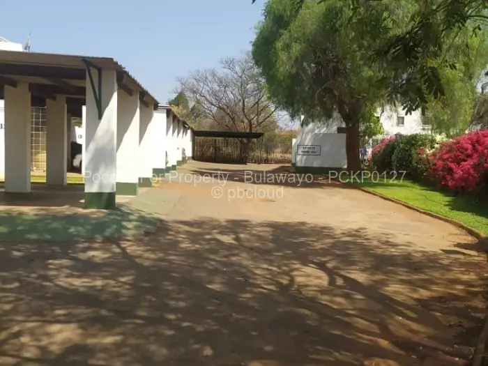 Townhouse/Cluster for Sale in Suburbs, Bulawayo