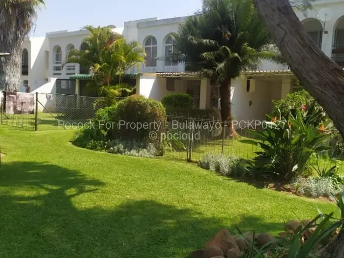 Townhouse/Cluster for Sale in Suburbs, Bulawayo