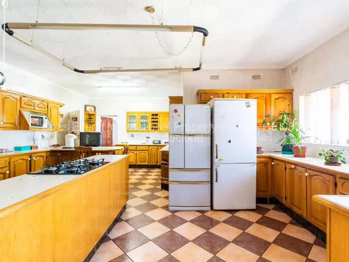 5 Bedroom House for Sale in Glen Lorne, Harare