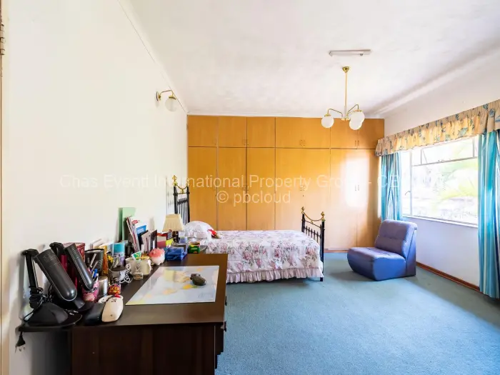 5 Bedroom House for Sale in Glen Lorne, Harare