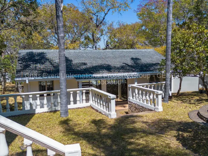 5 Bedroom House for Sale in Glen Lorne, Harare