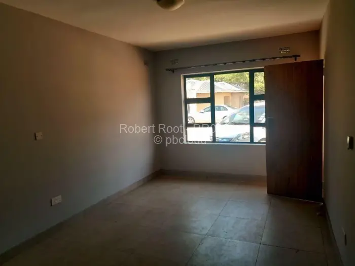 Flat/Apartment to Rent in Bluff Hill, Harare