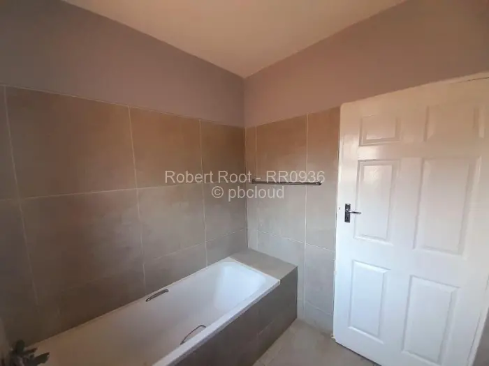 Flat/Apartment to Rent in Bluff Hill, Harare