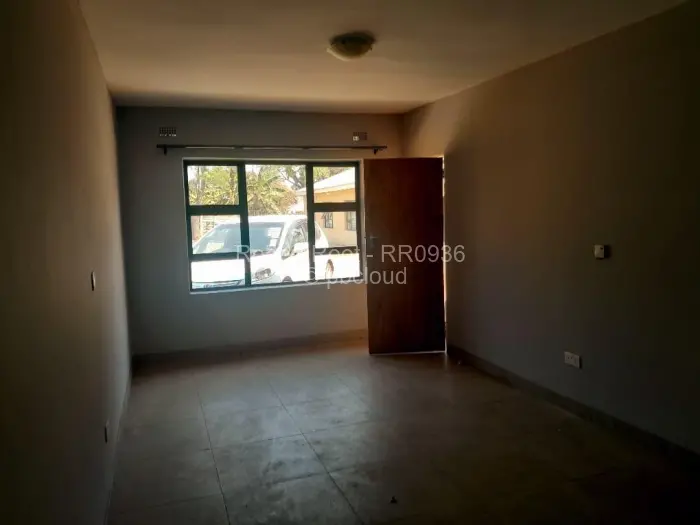 Flat/Apartment to Rent in Bluff Hill, Harare
