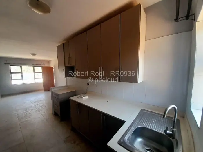 Flat/Apartment to Rent in Bluff Hill, Harare