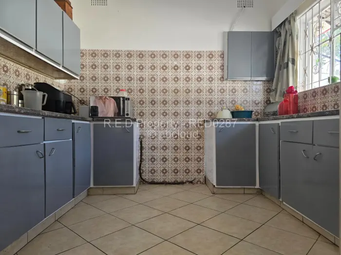 4 Bedroom House for Sale in Hillcrest, Bulawayo
