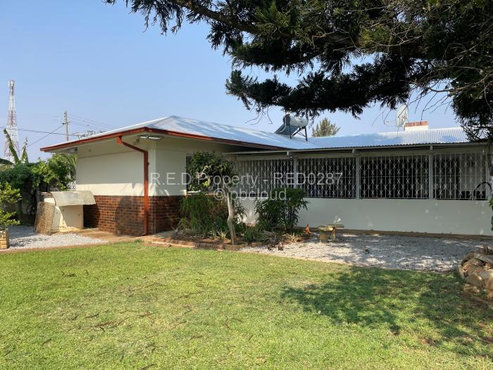 4 Bedroom House for Sale in Hillcrest, Bulawayo