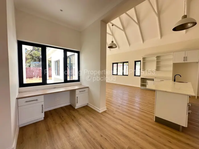 Townhouse/Complex/Cluster to Rent in Vainona, Harare